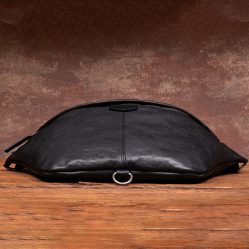 daily carry with this large leather shoulder bag for men