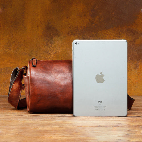 black leather shoulder bag